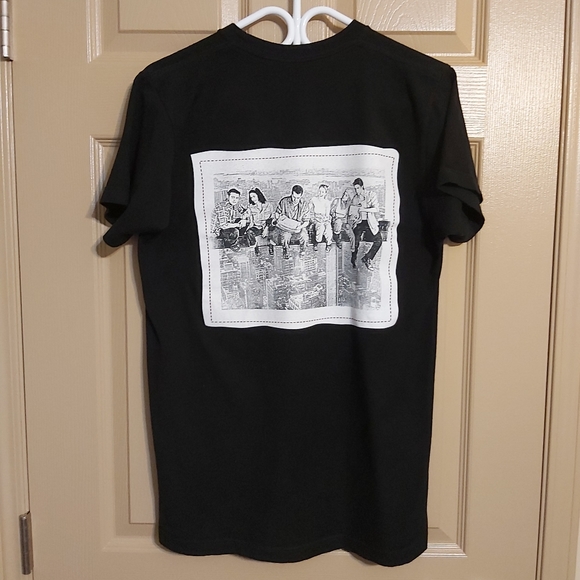 Friends Graphic Crew Neck T-Shirt - Picture 2 of 3
